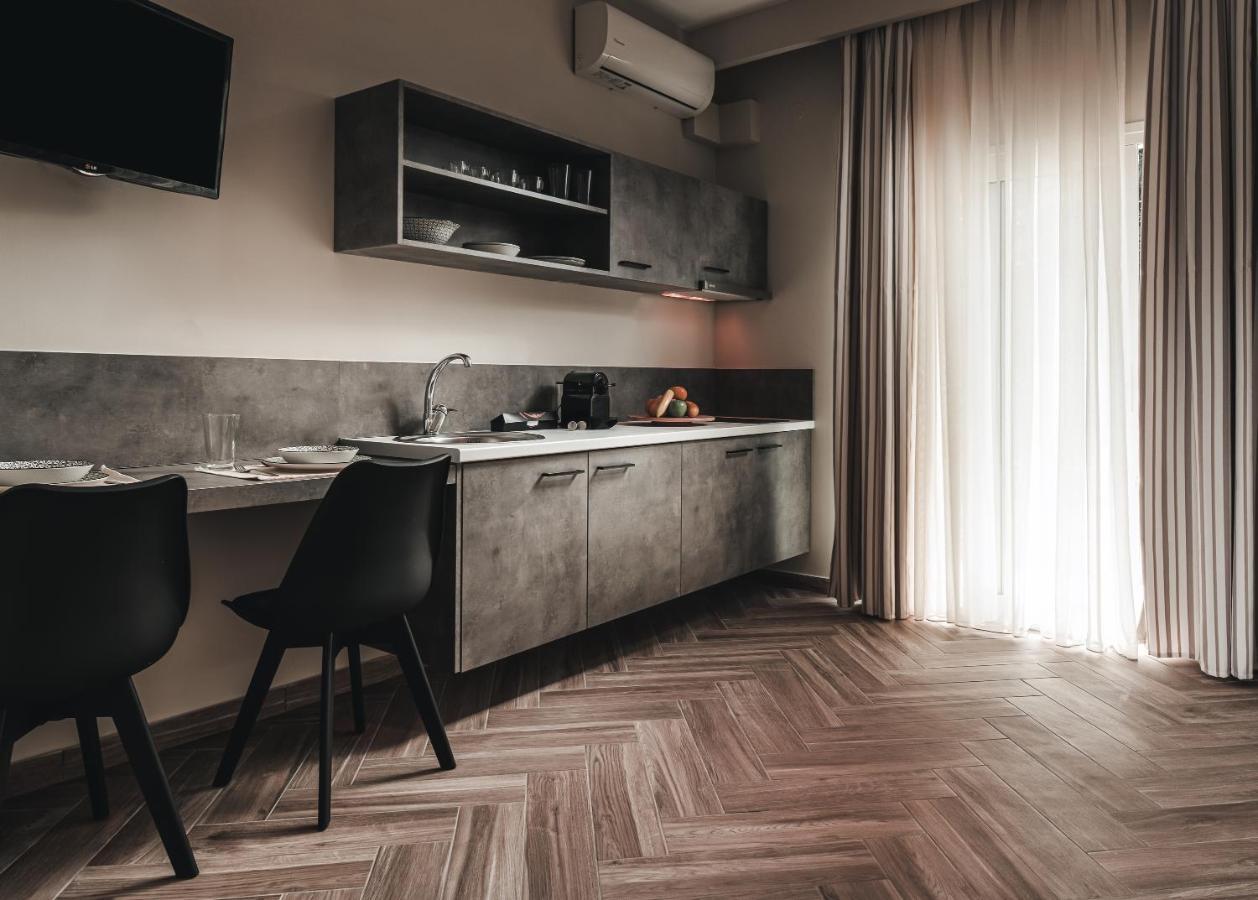 Olenia Luxury Apartments 3 Neos Marmaras Exterior photo