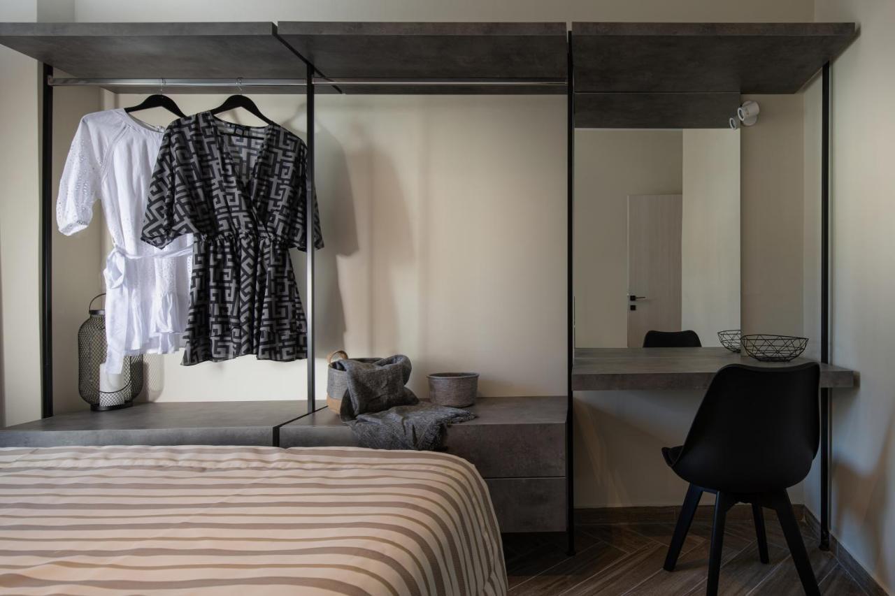 Olenia Luxury Apartments 3 Neos Marmaras Exterior photo
